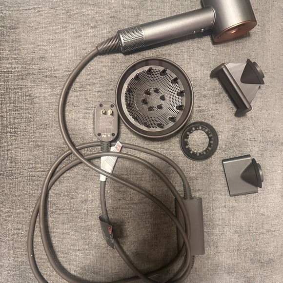 Dyson Hair Dryer Set - Gray and Black
